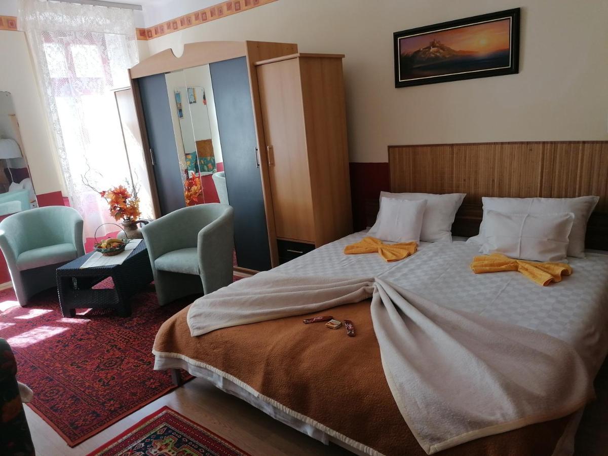 Roza Vendegszoba Kestel Dış mekan fotoğraf